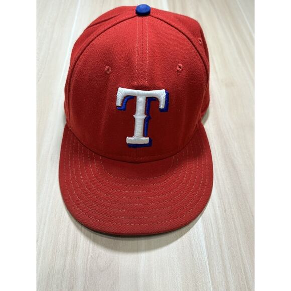 Texas Rangers New Era 59FIFTY Red Fitted Hat Size 7 1/8 Made in USA - Picture 1 of 7